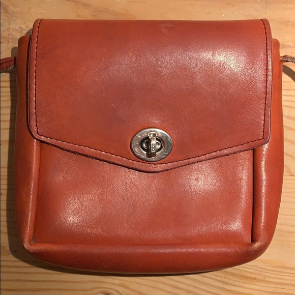 Small red leather bag - Picture 4 of 5